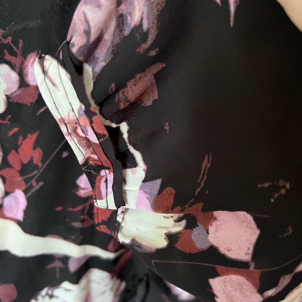 Simply Vera Vera Wang Black &Pink Purple Floral V Neck Long Sleeve Blouse Large - Picture 5 of 7